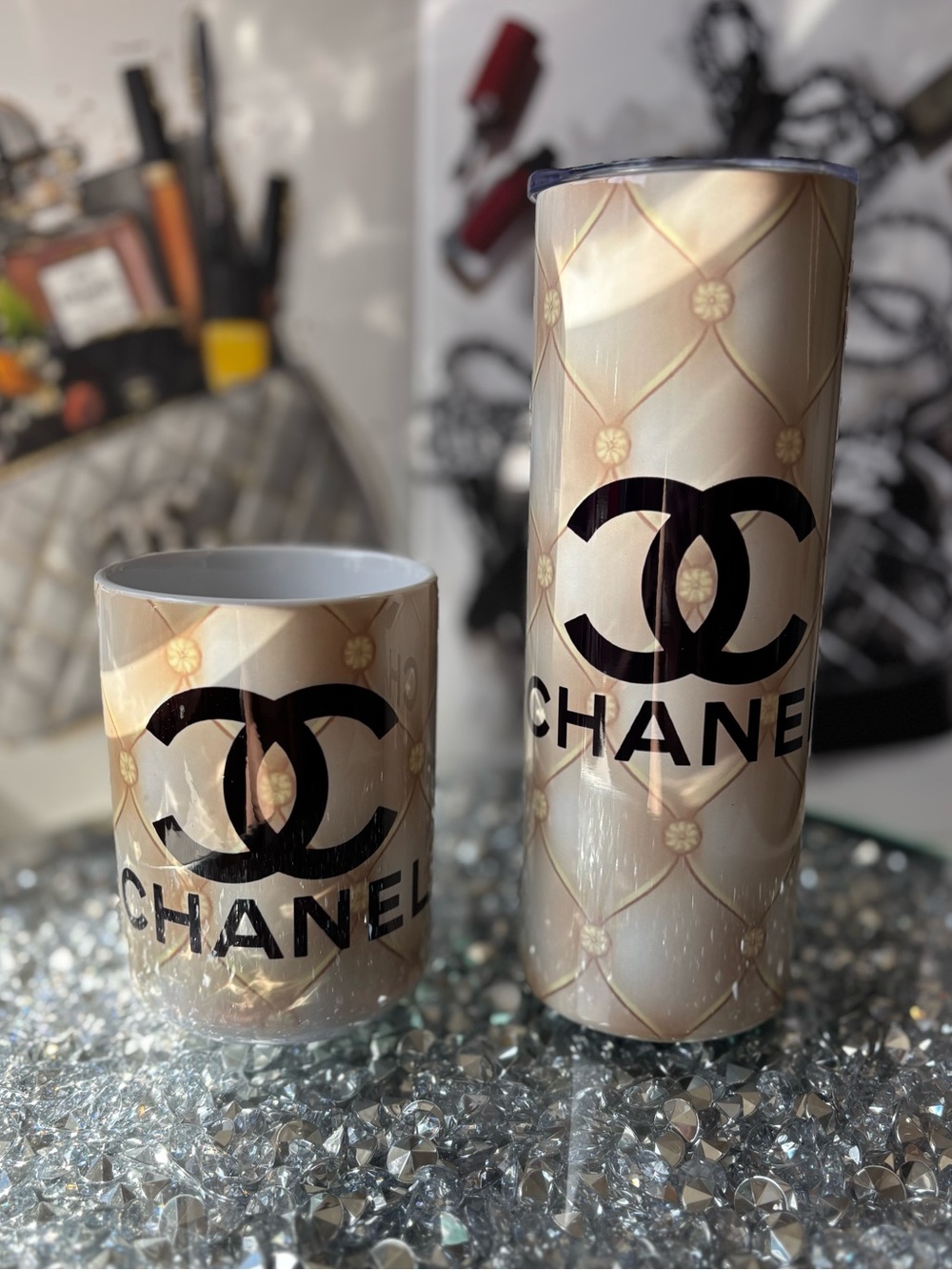 Beige and black Quilted mug and tumbler set